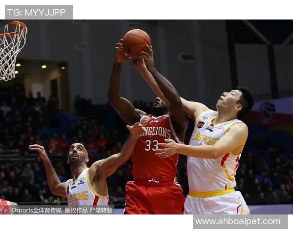 广州篮球队与南京篮球队对决分析赛后节奏变化与战术调整探讨